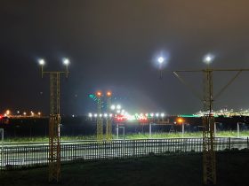Approach_Lights_1