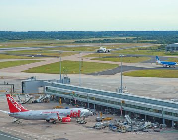 Manchester Airport Runway